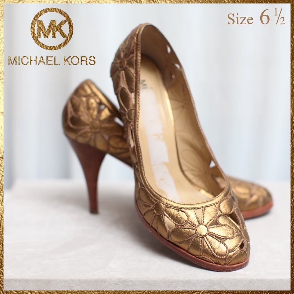 Michael Kors bronze Leather floral heel, Gold pumps, size 6.5, great condition.